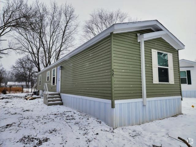 Building Photo - 230 Whittlesey Ave Rental