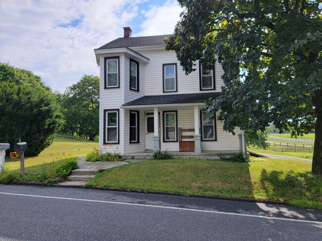 Photo - 480 Kutztown Rd House