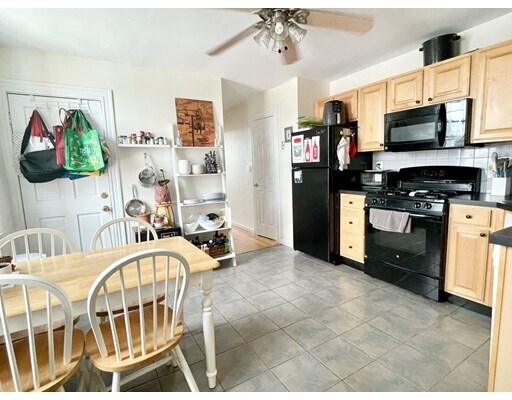 Photo - 276 Bunker Hill St Unit 3