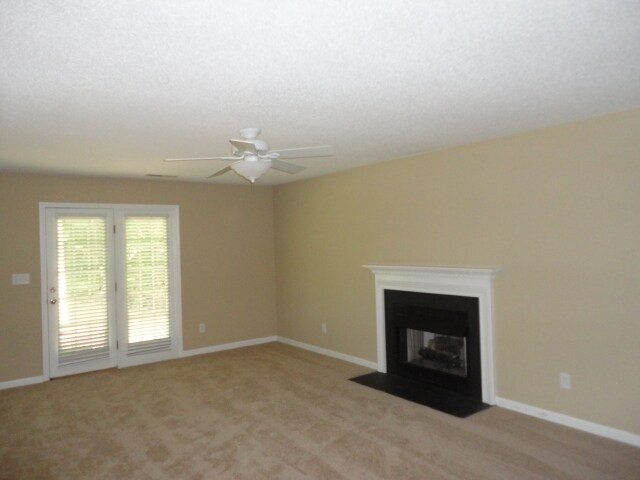 Photo - 115 Haven Grove Trl