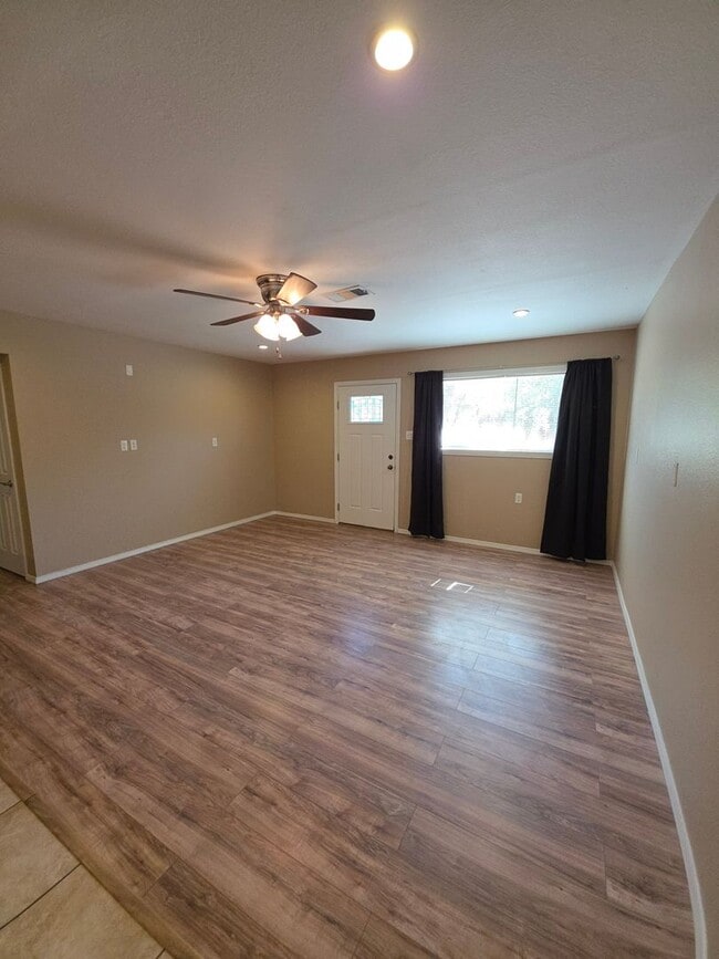 Photo - 901 Crow Mountain Rd Unit A