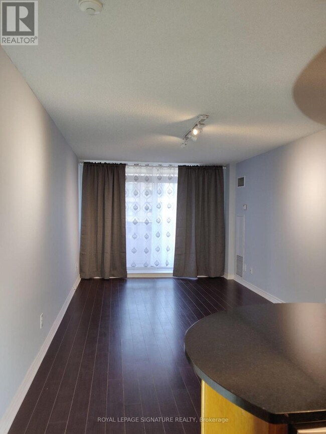 Photo - 2 Rean Dr Unit 704