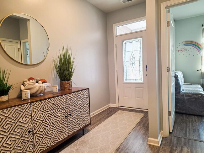 Photo - 212 Legends Dr