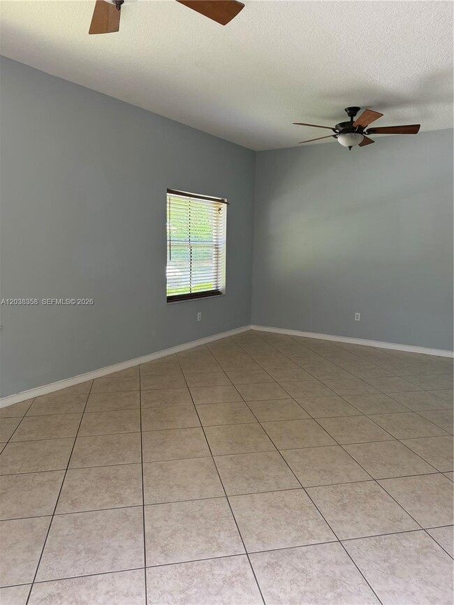 2321 Mariner Ct