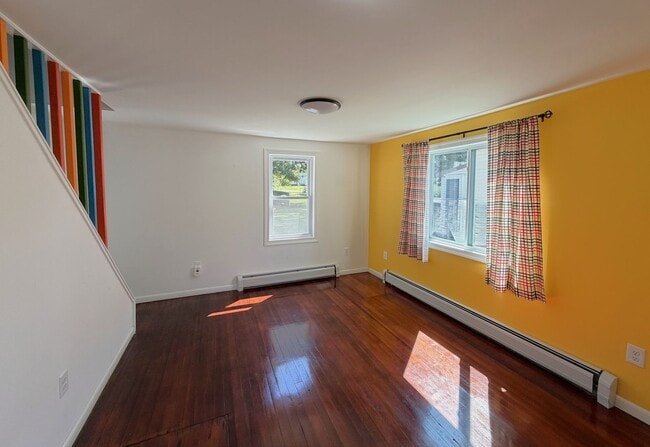 Photo - 23 Westover St