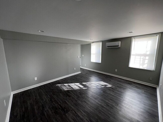 Photo - 8102 4th Ave S Unidad B