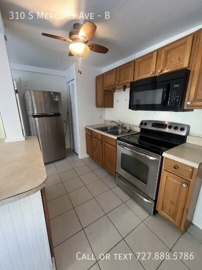 Photo - 310 S Mercury Ave Unit B