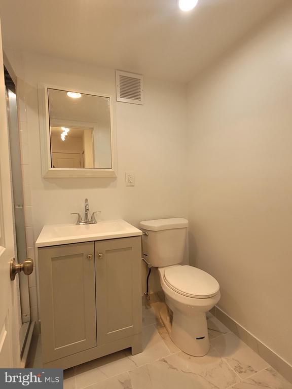 Building Photo - 224 W Rittenhouse Square Unit 802