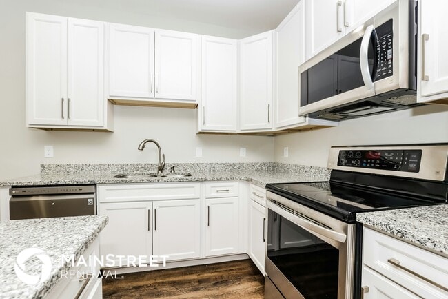 Photo - 126 Hartsville Ct