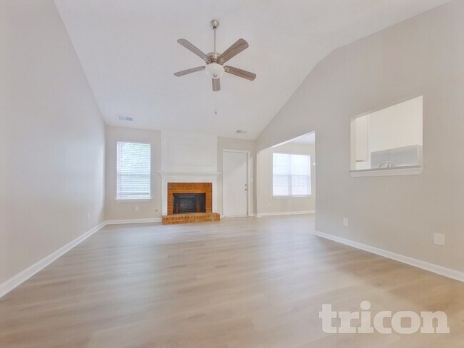 Photo - 7093 Springgrove Ct