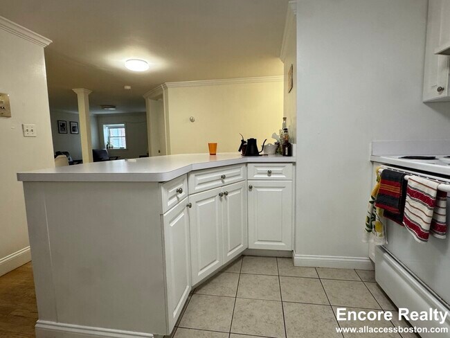 Photo - 1539 Beacon St Unidad 2A