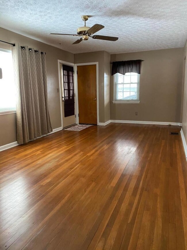 Photo - 2169 Cranford Rd