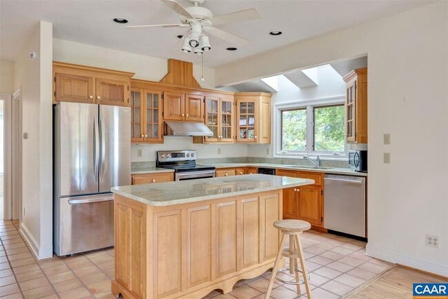 Photo - 1803 Beaver Ridge Rd