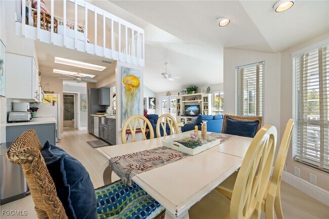 Photo - 424 Lagoon Dr