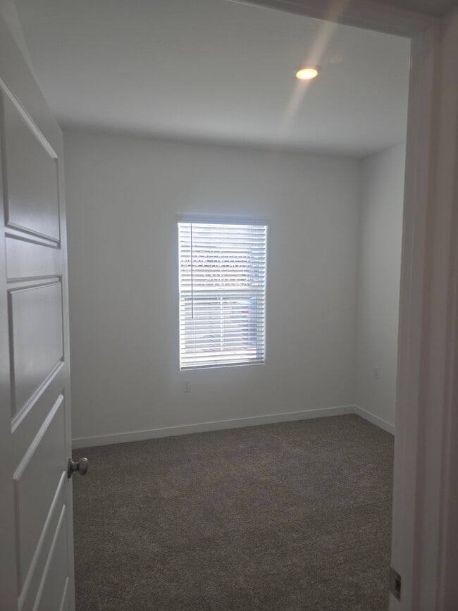 Photo - 2632 W Cambridge St