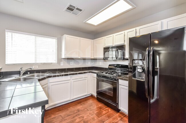 Photo - 7233 Scenic Desert Ct