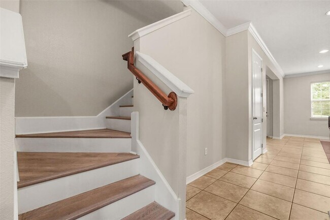 Photo - 561 Telfair Square Ct