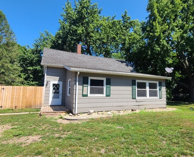 Spacious 3-bedroom, 1-bathroom home in Baroda - Spacious 3-bedroom, 1-bathroom home in Baroda