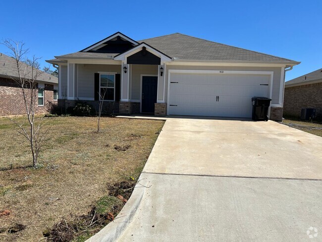 Building Photo - 410 Caprock Drive Rental