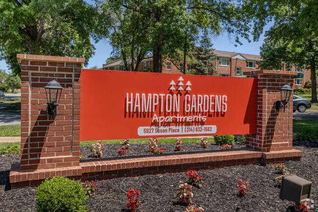 Signage - Hampton Gardens Apartments