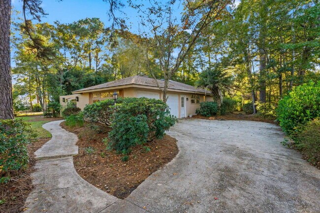 Photo - 815 Farm Quarter Rd