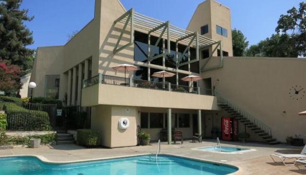 Building Photo - Oakbrook Apartments