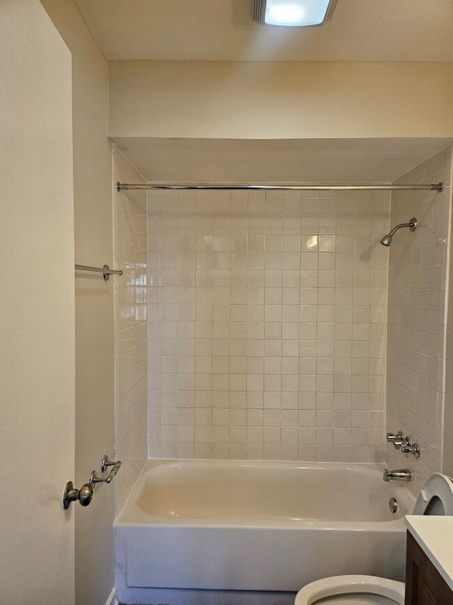 Photo - 1600 Light Road Unit 16-110