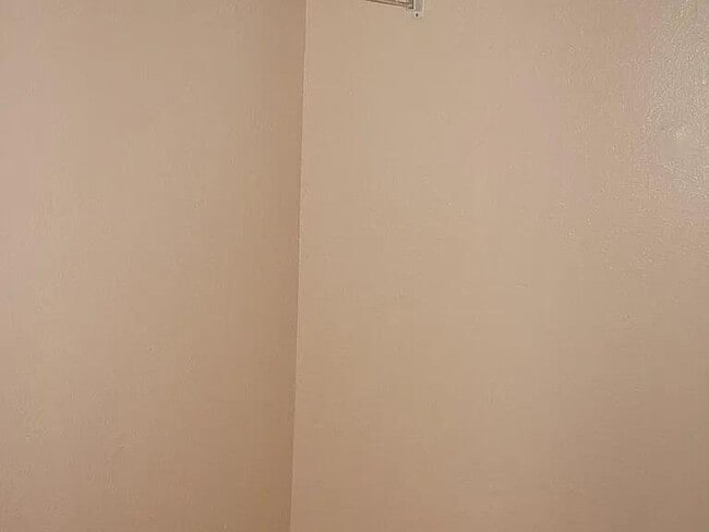 Photo - 6060 Bridalveil Dr