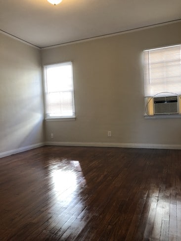 Photo - 11471 Cumpston St Unit 0