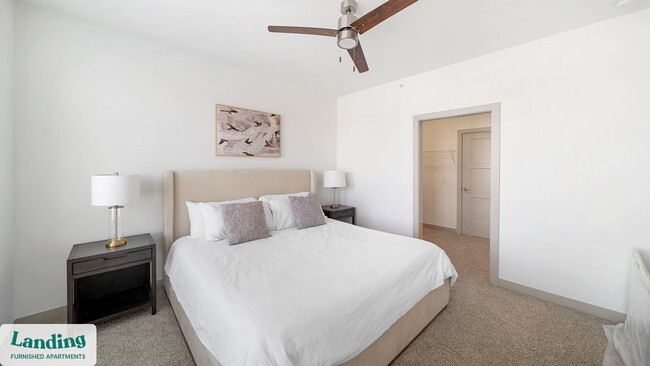 Photo - 5811 Main St Unit 1-323