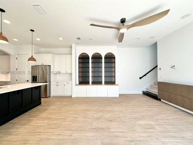 Photo - 8436 Lyside Dr