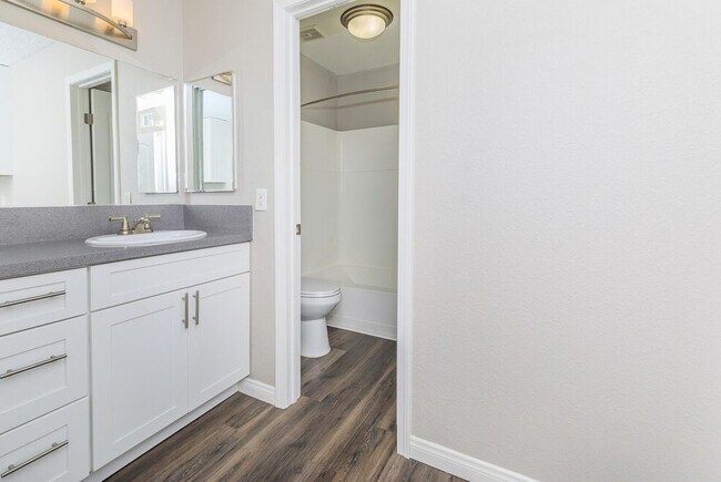 Photo - Briarwood Apartments