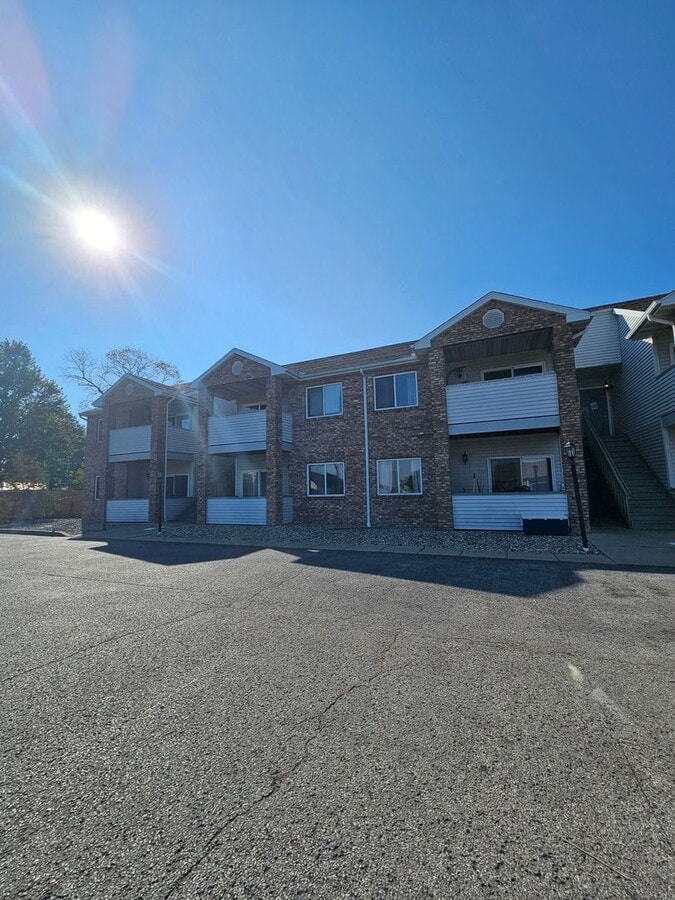 Photo - Two Bedroom Apartment in Paulding Unit 3E