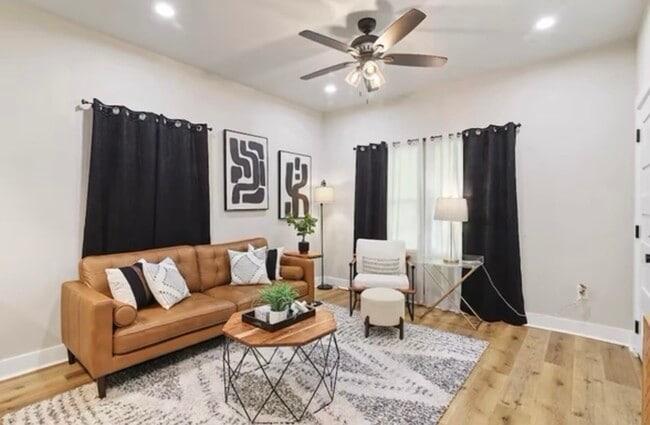 Photo - 2406 Truxillo St Unit A