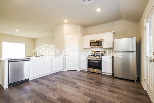 Photo - 8615 E 164th Ct S