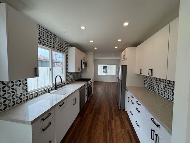 Recently Renovated 2 Bed / 2 Bath Apartmen... - Recently Renovated 2 Bed / 2 Bath Apartmen... Condo