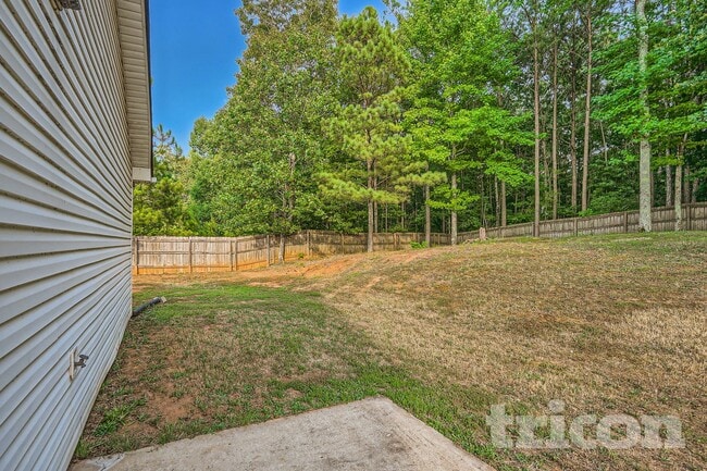 Photo - 1476 Steam Engine Way NE