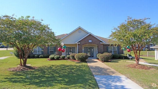Leasing Center