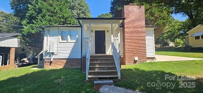 Photo - 214 W Church St