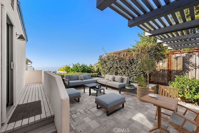 Photo - 170 McAulay Pl