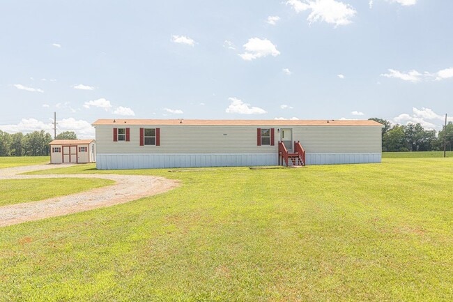 Building Photo - 640 Ridge Rd