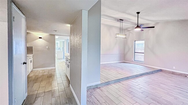 Photo - 16822 Macleish Dr