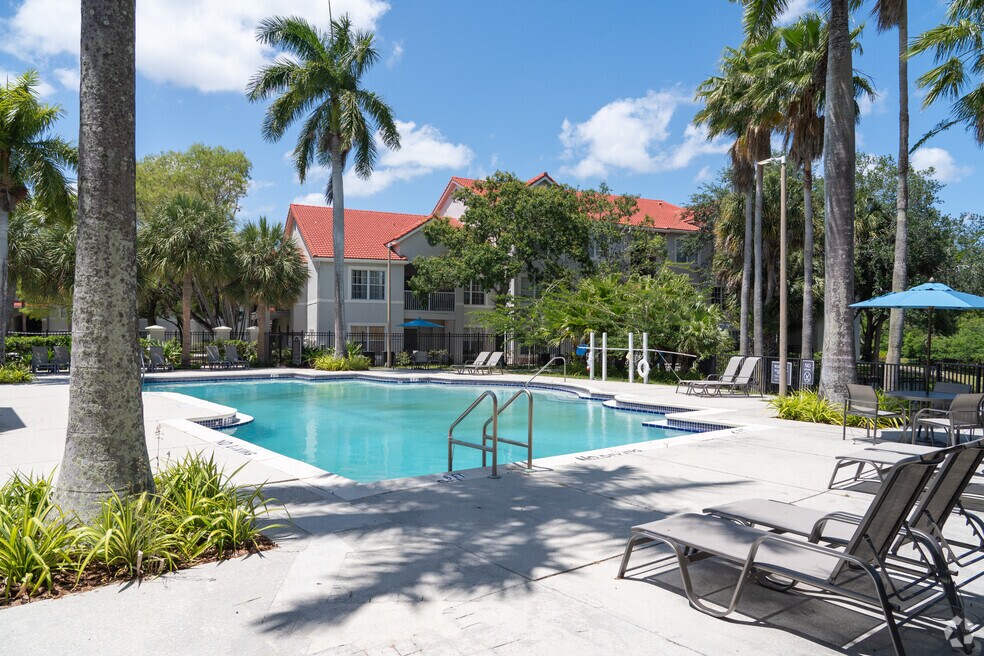 1200 Waterway Village Ct Greenacres, FL 33413-2173