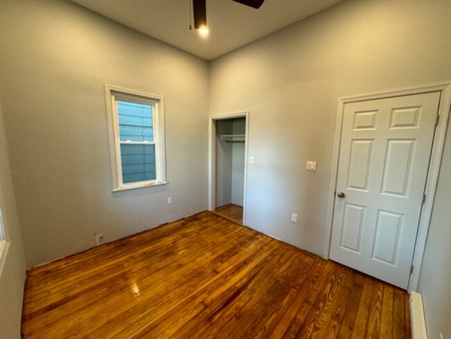 Photo - 323 E Bertsch St Unidad A-1