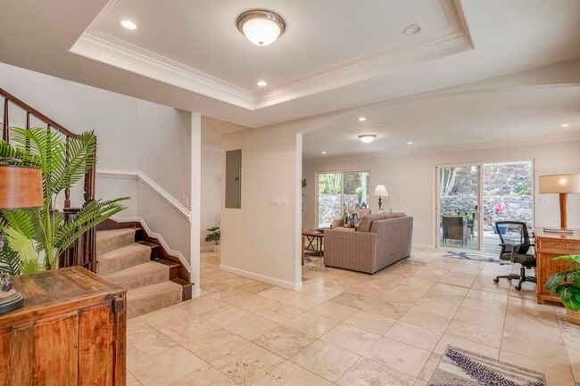 Photo - 912 N Niheu Pl