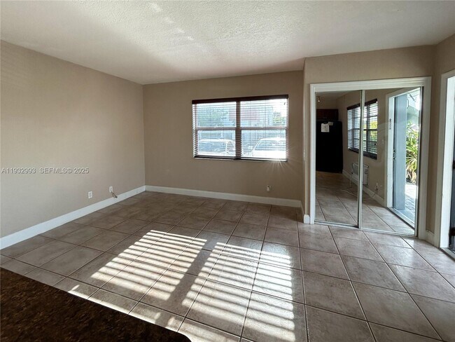 Photo - 715 NE 6th St Unit 1