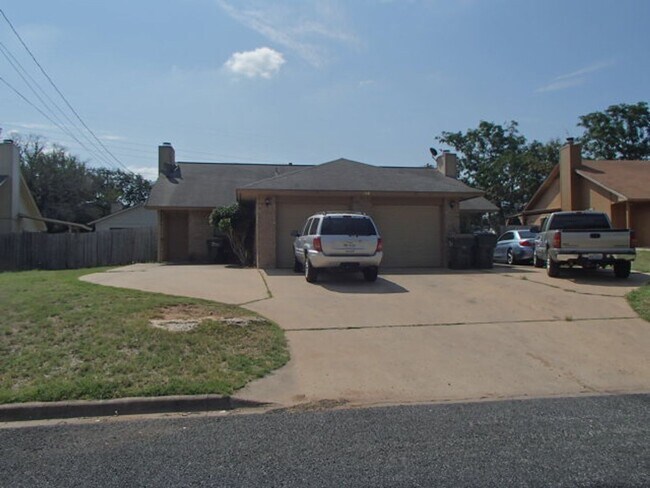 Photo - 312 Tamara Dr Unidad A