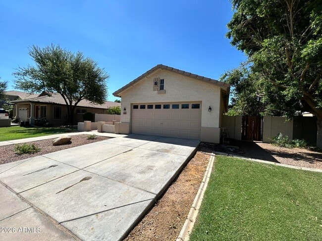 Photo - 3317 E Park Ave