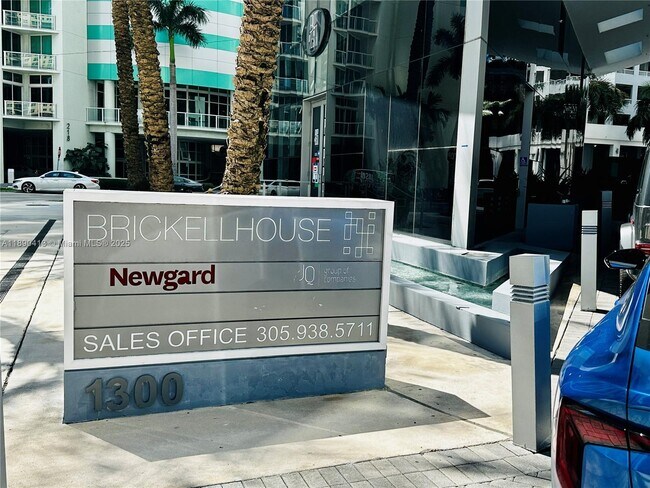 Photo - 1300 Brickell Bay Dr Unidad 1712