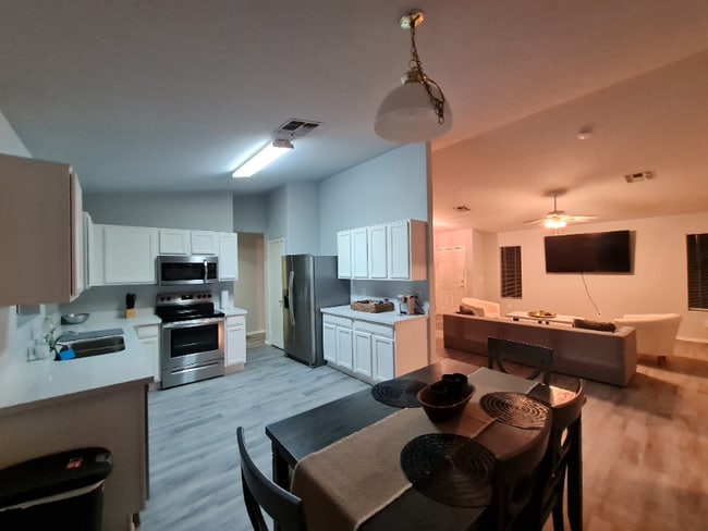 Photo - 11305 W Pinehollow Dr